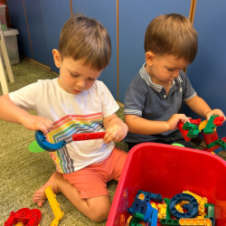 Luca and Hugo are building boats!